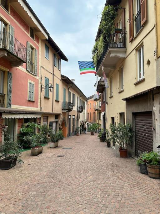 Appartamento A Luino Cavallotti25 エクステリア 写真